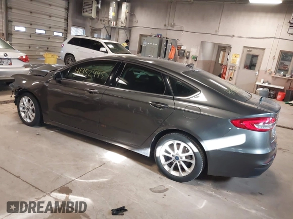 2020 Ford Fusion SE z VIN 3FA6P0LU4LR118809, wystawiony jako IAAI lot #41952995 z przebiegiem 35 353 mil mil oraz . Historia ofert i sprzedaży dostępna na DreamBid. Obrazek 3.