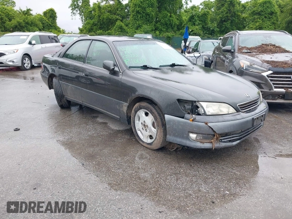 2000 Lexus ES 300 with VIN JT8BF28G7Y5091527, listed as a IAAI auction lot 42293721 with Not provided miles and . Bid and sale history available at DreamBid. Image 1.