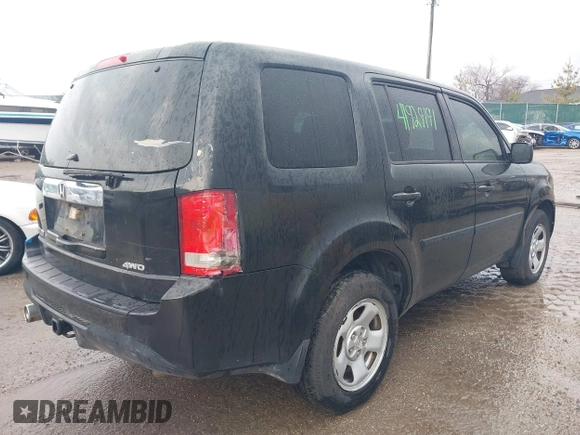 2012 Honda Pilot LX with VIN 5FNYF4H20CB010810, listed as a IAAI auction lot 41929191 with 181,977 mi miles and . Bid and sale history available at DreamBid. Image 4.