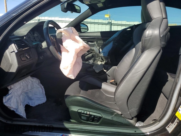 2015 BMW M4 with VIN WBS3R9C53FK330591, listed as a Copart auction lot 67761113 with 23,799 mi miles. Bid and sale history available at carsss.com. Image 7.