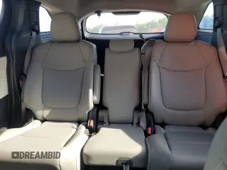 2025 Toyota Sienna XLE with VIN 5TDYRKEC8SS226844, listed as a Copart auction lot 52680175 with 2,600 mi miles and Salvage Title. Bid and sale history available at carsss.com. Image 10.