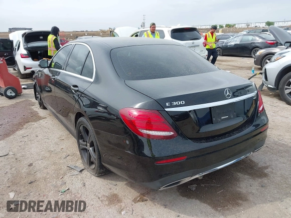 2019 Mercedes-Benz E 300 с VIN WDDZF4JB9KA547672, выставлен на аукционе IAAI как лот 41936530 с пробегом 67 332 миль миль и . История ставок и продаж доступна на DreamBid. Изображение 3.