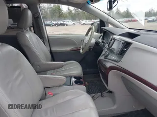 2011 Toyota Sienna XLE with VIN 5TDDK3DC8BS009918, listed as a IAAI auction lot 41937680 with 169,032 mi miles. Bid and sale history available at carsss.com. Image 5.
