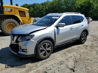 2018 Nissan Rogue SV z VIN 5N1AT2MV7JC730402, wystawiony jako Copart lot #58430025 z przebiegiem 169 627 mil mil oraz Szkoda całkowita • Salvage title. Historia ofert i sprzedaży dostępna na DreamBid. Obrazek 1.