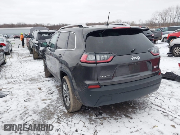 2020 Jeep Cherokee Latitude Plus with VIN 1C4PJMLB8LD626568, listed as a IAAI auction lot 41737605 with 1 mi miles. Bid and sale history available at carsss.com. Image 3.