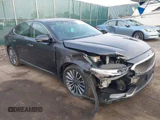 2017 Kia Cadenza Premium with VIN KNALC4J13H5063401, listed as a IAAI auction lot 41814956 with 90,288 mi miles. Bid and sale history available at carsss.com. Image 1.