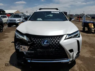 2021 Lexus UX 250h with VIN JTHX9JBH7M2042753, listed as a Copart auction lot 59631445 with 43,359 mi miles and Salvage title. Bid and sale history available at DreamBid. Image 5.