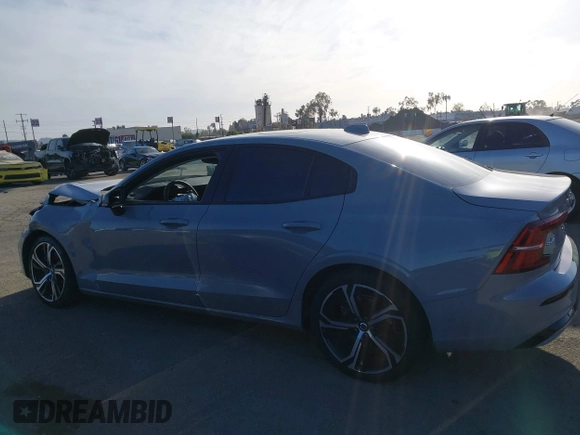 2024 Volvo S60 Core Dark Theme with VIN 7JRL12TK4RG309303, listed as a IAAI auction lot 41724775 with 7,061 mi miles and . Bid and sale history available at DreamBid. Image 14.