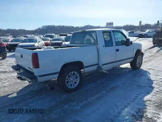 1993 GMC Sierra 1500 z VIN 2GTEK19K1P1564491, wystawiony jako IAAI lot #41347909 z przebiegiem 342 325 mil mil oraz . Historia ofert i sprzedaży dostępna na DreamBid. Obrazek 4.