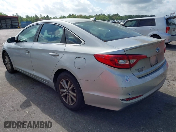2016 Hyundai Sonata SE z VIN 5NPE24AF0GH335038, wystawiony jako IAAI lot #41958970 z przebiegiem 142 468 mil mil oraz . Historia ofert i sprzedaży dostępna na DreamBid. Obrazek 3.