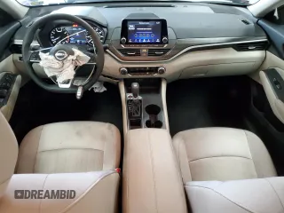 2025 Nissan Altima SV z VIN 1N4BL4DV4SN301735, wystawiony jako Copart lot #60370685 z przebiegiem 13 450 mil mil oraz Czysty tytuł • Clean title. Historia ofert i sprzedaży dostępna na DreamBid. Obrazek 8.