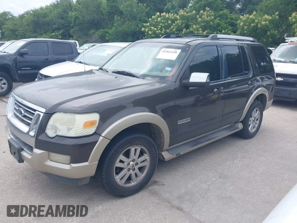 2007 Ford Explorer Eddie Bauer z VIN 1FMEU64E67UA75755, wystawiony jako IAAI lot #42363410 z przebiegiem 243 746 mil mil oraz . Historia ofert i sprzedaży dostępna na DreamBid. Obrazek 2.
