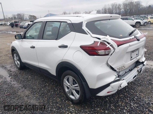 2024 Nissan Kicks S with VIN 3N1CP5BV7RL552497, listed as a IAAI auction lot 41593015 with 15,500 mi miles. Bid and sale history available at carsss.com. Image 3.