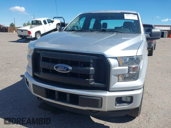 2015 Ford F-150 XLT z VIN 1FTEW1EP9FKD42687, wystawiony jako IAAI lot #42277992 z przebiegiem 160 354 mil mil oraz . Historia ofert i sprzedaży dostępna na DreamBid. Obrazek 12.