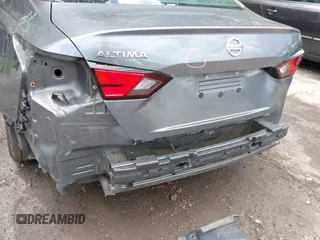 2019 Nissan Altima S z VIN 1N4BL4BV5KC242015, wystawiony jako IAAI lot #39525854 z przebiegiem 106 325 mil mil oraz . Historia ofert i sprzedaży dostępna na DreamBid. Obrazek 19.