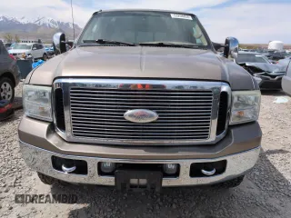 2006 Ford F-350 XL with VIN 1FTWW31P26EB55313, listed as a Copart auction lot 53206655 with 148,940 mi miles and Salvage Title. Bid and sale history available at DreamBid. Image 5.