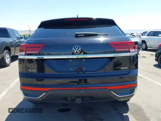 2022 Volkswagen Atlas SE z VIN 1V2KE2CA8NC220310, wystawiony jako IAAI lot #42218718 z przebiegiem 28 603 mil mil oraz . Historia ofert i sprzedaży dostępna na DreamBid. Obrazek 16.