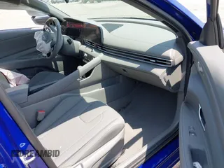2024 Hyundai Elantra SEL with VIN KMHLS4DG7RU771675, listed as a IAAI auction lot 42575704 with 3,716 mi miles and . Bid and sale history available at DreamBid. Image 5.