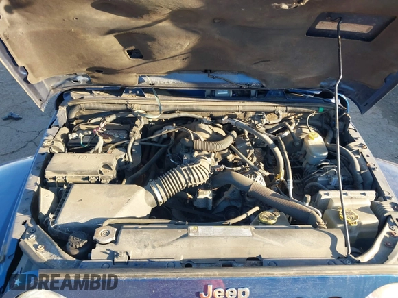 2010 Jeep Wrangler Sahara с VIN 1J4GA5D11AL105992, выставлен на аукционе IAAI как лот 41434926 с пробегом 100 464 миль миль и . История ставок и продаж доступна на DreamBid. Изображение 10.