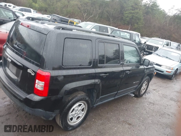 2017 Jeep Patriot Sport SE with VIN 1C4NJPBA7HD122716, listed as a IAAI auction lot 41476403 with 91,816 mi miles and . Bid and sale history available at DreamBid. Image 13.