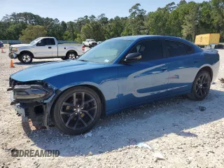 2020 Dodge Charger SXT z VIN 2C3CDXBG1LH208767, wystawiony jako Copart lot #51981175 z przebiegiem 71 565 mil mil oraz Szkody całkowita. Historia ofert i sprzedaży dostępna na DreamBid. Obrazek 1.