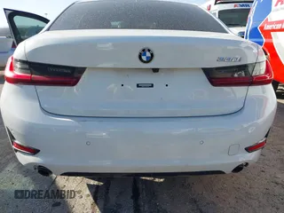 2022 BMW 3 Series 330i z VIN 3MW5R1J01N8C72194, wystawiony jako IAAI lot #41833596 z przebiegiem 24 296 mil mil oraz . Historia ofert i sprzedaży dostępna na DreamBid. Obrazek 16.