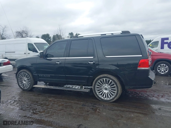 2015 Lincoln Navigator with VIN 5LMJJ2JT6FEJ09931, listed as a IAAI auction lot 41709770 with 137,674 mi miles. Bid and sale history available at carsss.com. Image 15.