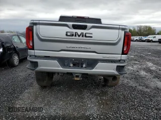 2020 GMC Sierra 3500HD Denali z VIN 1GT49WEY8LF200666, wystawiony jako Copart lot #52088525 z przebiegiem 103 613 mil mil oraz Szkody całkowita. Historia ofert i sprzedaży dostępna na DreamBid. Obrazek 6.