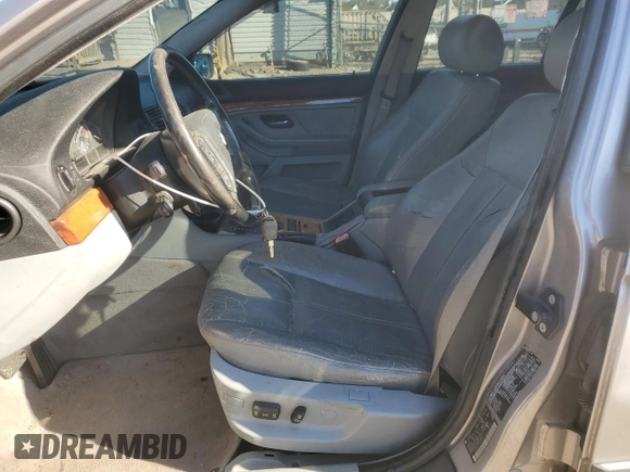 1999 BMW 5 Series 528iAt with VIN WBADP6334XBV60122, listed as a Copart auction lot 44493325 with 218,746 mi miles and Salvage Title. Bid and sale history available at carsss.com. Image 7.