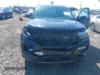 2022 Ford Explorer XLT z VIN 1FMSK8DH1NGA61725, wystawiony jako IAAI lot #41963544 z przebiegiem 12 213 mil mil oraz . Historia ofert i sprzedaży dostępna na DreamBid. Obrazek 6.
