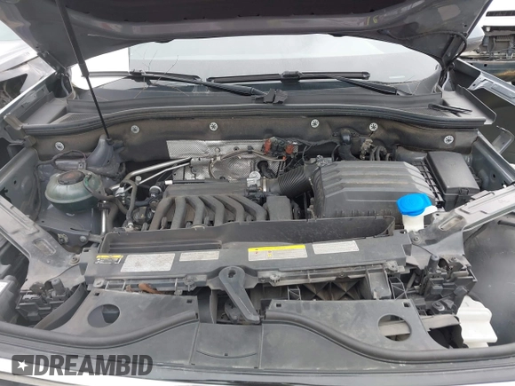 2021 Volkswagen Atlas SEL Premium with VIN 1V2TE2CA7MC207972, listed as a IAAI auction lot 41678429 with 111,486 mi miles and . Bid and sale history available at DreamBid. Image 10.