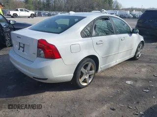 2008 Volvo S40 2.4L with VIN YV1MS390582402574, listed as a IAAI auction lot 42149535 with 298,103 mi miles. Bid and sale history available at carsss.com. Image 4.