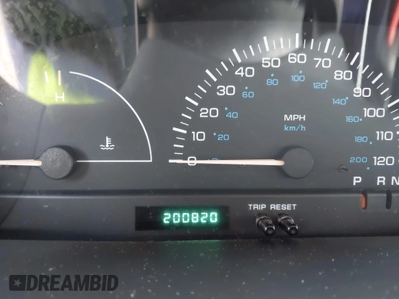 2000 Dodge Caravan with VIN 2B4FP25B8YR708751, listed as a IAAI auction lot 42471041 with 200,820 mi miles and . Bid and sale history available at DreamBid. Image 7.