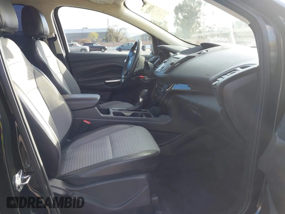2017 Ford Escape SE with VIN 1FMCU0GDXHUC95845, listed as a IAAI auction lot 41850265 with 77,691 mi miles and . Bid and sale history available at carsss.com. Image 5.