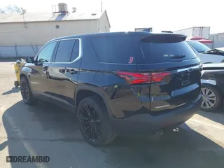 2022 Chevrolet Traverse LS with VIN 1GNERFKW8NJ122341, listed as a IAAI auction lot 41439431 with 36,716 mi miles. Bid and sale history available at carsss.com. Image 3.
