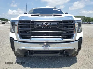 2024 GMC Sierra 2500HD Pro with VIN 1GT49LEY0RF362900, listed as a Copart auction lot 60833535 with Not provided miles and Salvage title. Bid and sale history available at DreamBid. Image 5.