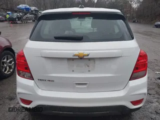 2018 Chevrolet Trax LS with VIN 3GNCJNSB9JL283743, listed as a IAAI auction lot 41569737 with 35,337 mi miles and . Bid and sale history available at DreamBid. Image 17.
