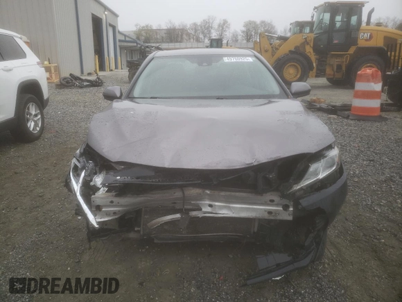 2020 Toyota Camry LE with VIN 4T1C11AK9LU923604, listed as a Copart auction lot 49760925 with 172,995 mi miles and Salvage Title. Bid and sale history available at DreamBid. Image 5.