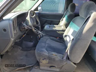 2001 Chevrolet Silverado 1500 LS with VIN 1GCEK19TX1E288438, listed as a Copart auction lot 55347945 with 215,060 mi miles and Clean Title. Bid and sale history available at DreamBid. Image 7.
