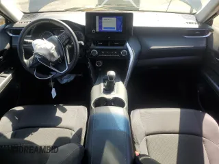 2023 Toyota Venza LE z VIN JTEAAAAH9PJ122562, wystawiony jako Copart lot #56572405 z przebiegiem 31 215 mil mil oraz Szkoda całkowita • Salvage title. Historia ofert i sprzedaży dostępna na DreamBid. Obrazek 8.