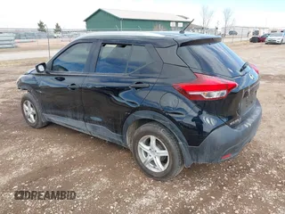 2019 Nissan Kicks S with VIN 3N1CP5CU7KL564239, listed as a IAAI auction lot 41723365 with 34,244 mi miles and . Bid and sale history available at carsss.com. Image 3.