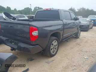 2019 Toyota Tundra SR5 z VIN 5TFHY5F15KX777874, wystawiony jako IAAI lot #42292266 z przebiegiem 98 341 mil mil oraz . Historia ofert i sprzedaży dostępna na DreamBid. Obrazek 4.