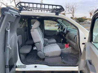 2012 Nissan Frontier SV with VIN 1N6BD0CT2CN700528, listed as a Copart auction lot 59704835 with 61,918 mi miles and Clean title. Bid and sale history available at DreamBid. Image 5.
