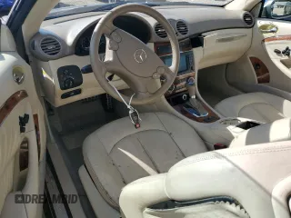2007 Mercedes-Benz CLK 350 with VIN WDBTK56F17T085468, listed as a Copart auction lot 73727684 with Not Provided miles and Non Repairable. Bid and sale history available at DreamBid. Image 8.