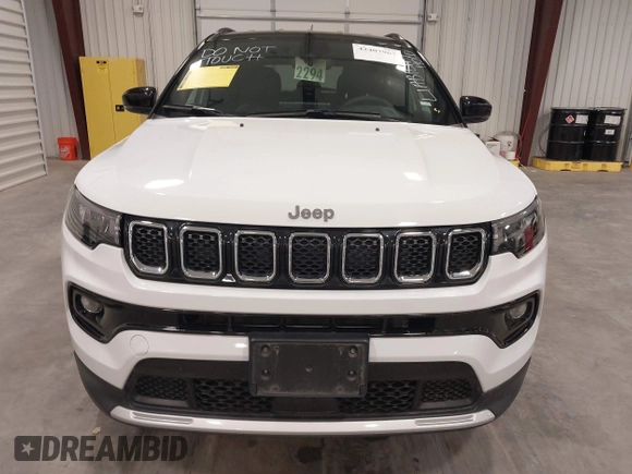 2023 Jeep Compass (RED) Edition z VIN 3C4NJDCN1PT569129, wystawiony jako IAAI lot #42407967 z przebiegiem 22 720 mil mil oraz . Historia ofert i sprzedaży dostępna na DreamBid. Obrazek 12.