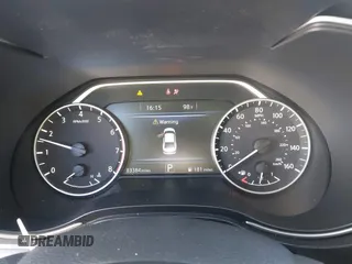 2017 Nissan Maxima SV with VIN 1N4AA6APXHC392355, listed as a IAAI auction lot 41153272 with 83,384 mi miles and . Bid and sale history available at DreamBid. Image 7.