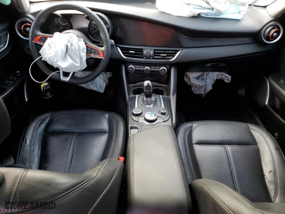 2019 Alfa Romeo Giulia with VIN ZARFANAN5K7609194, listed as a Copart auction lot 71571304 with 0 mi miles and Non Repairable. Bid and sale history available at carsss.com. Image 8.