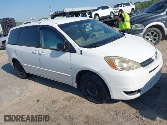 2004 Toyota Sienna CE with VIN 5TDZA23C44S007106, listed as a IAAI auction lot 42077667 with 201,895 mi miles. Bid and sale history available at carsss.com. Image 1.