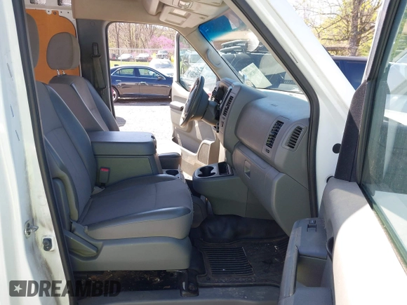 2020 Nissan NV Cargo SV with VIN 1N6AF0LY5LN809499, listed as a IAAI auction lot 41892981 with 229,561 mi miles and . Bid and sale history available at DreamBid. Image 5.