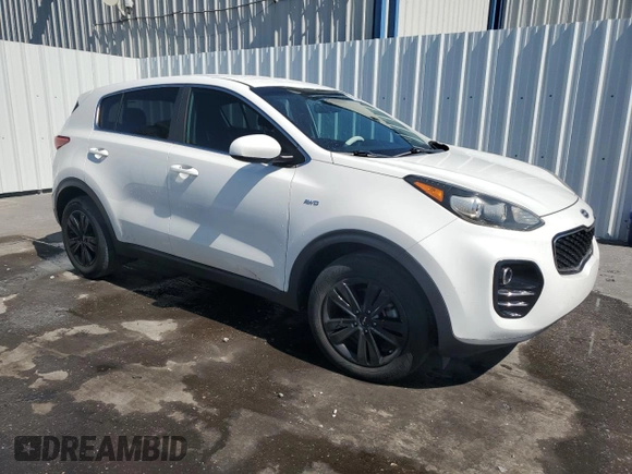 2018 Kia Sportage LX z VIN KNDPMCAC6J7302012, wystawiony jako Copart lot #53845725 z przebiegiem 89 349 mil mil oraz Czysty tytuł • Clean title. Historia ofert i sprzedaży dostępna na DreamBid. Obrazek 4.